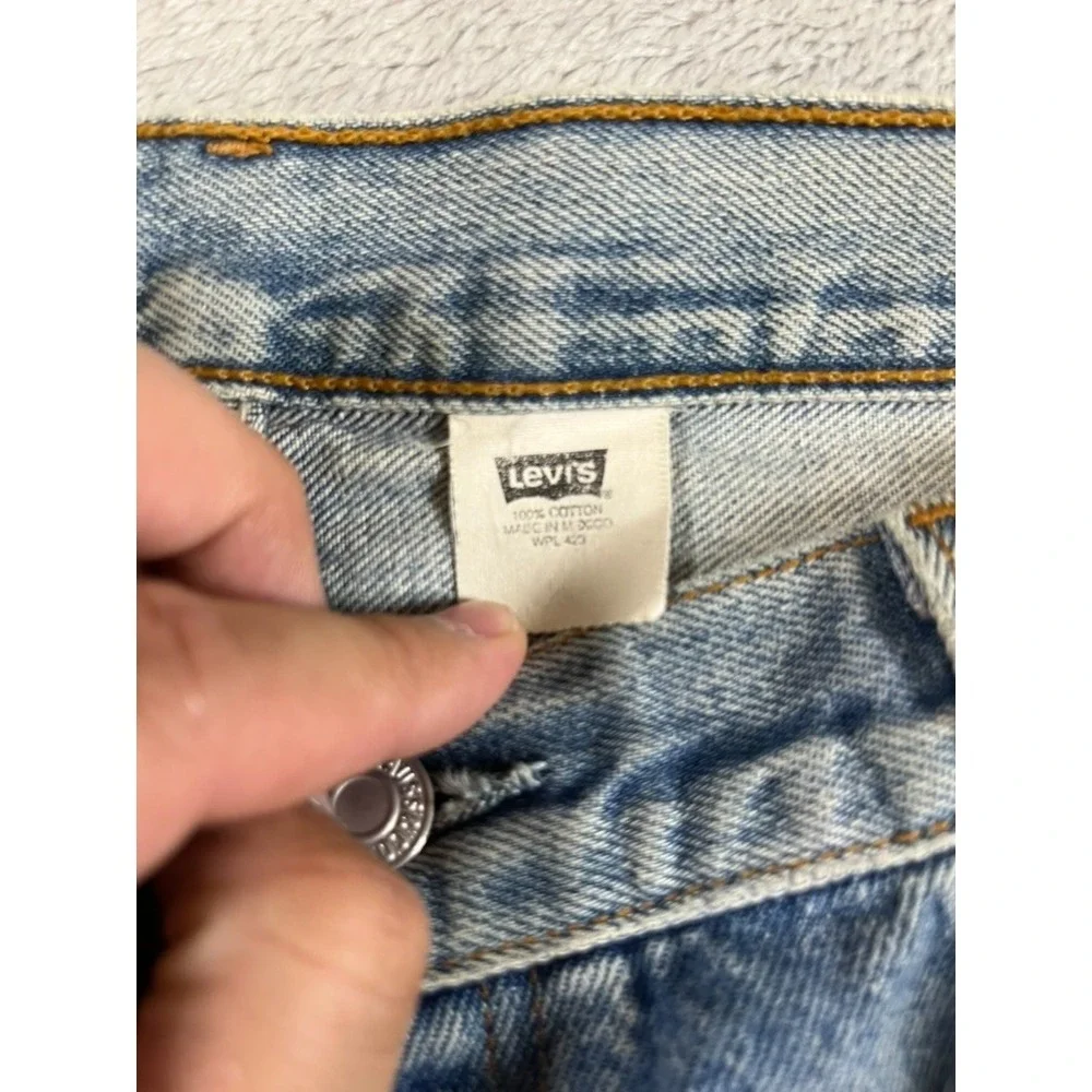 VTG Levis 501 Button Fly Red Tag Distressed Men 38x34 Light Washer Biker Style - Picture 10 of 15
